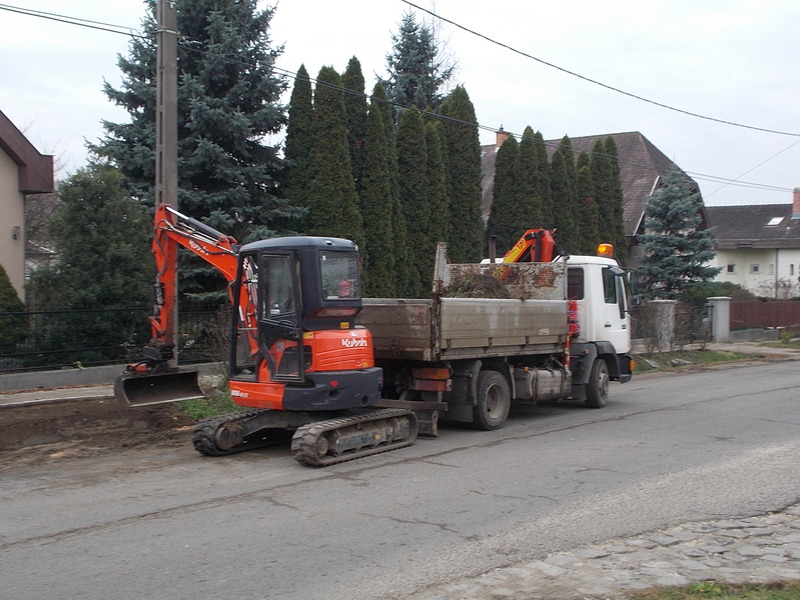 Residential yard grading and drainage work